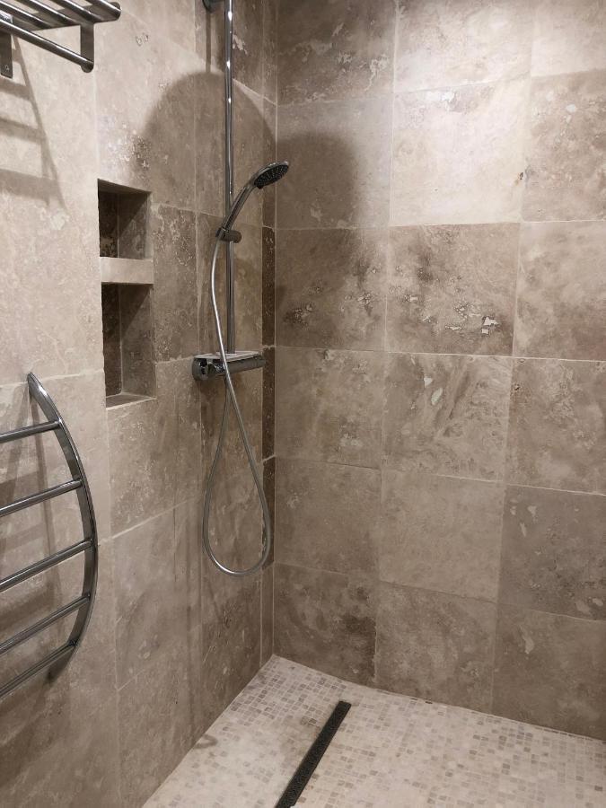 דירות סאלרן Les Mazets De La Cascade מראה חיצוני תמונה